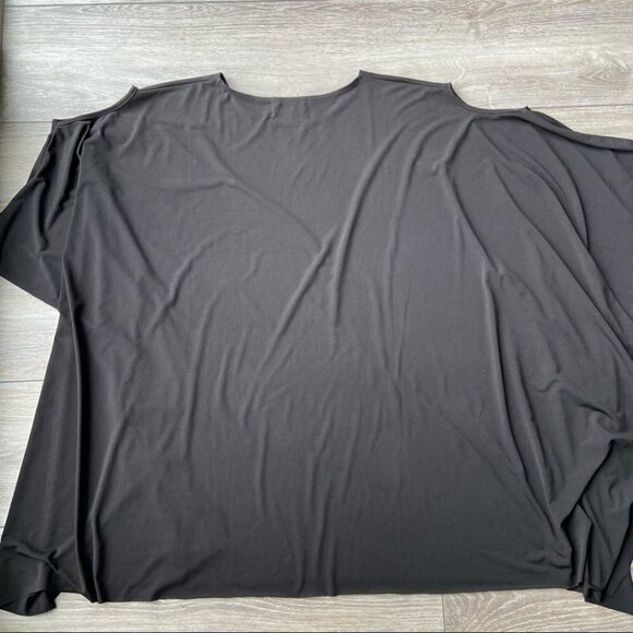 Okakie Black Oversized Asymmetrical  Dress - Picture 12 of 15